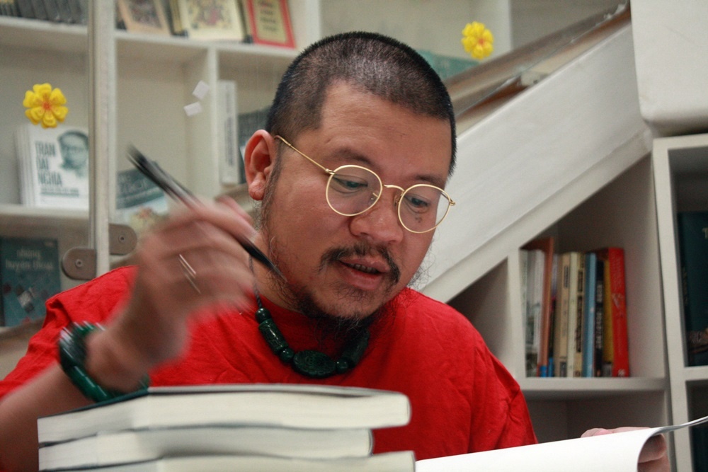 Luu Son Minh: 'Dung bia dat de viet tieu thuyet lich su' hinh anh