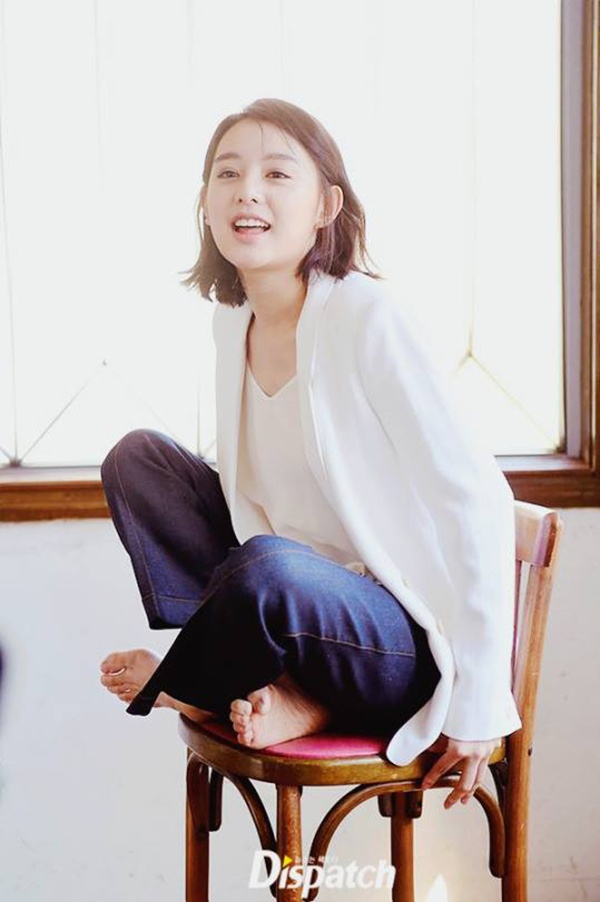 so sánh 2 sao nữ trong Hậu duệ mặt trời ảnh 2 so sanh 2 sao nu trong Hau due mat troi anh 2