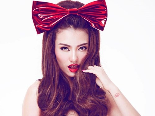 Su buong tha va cai gia phai tra trong showbiz Viet hinh anh