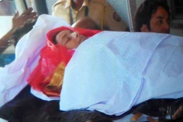 Pratyusha duoc hoa tang hinh anh