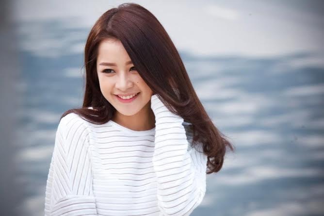 Hotgirl Chi Pu: Nhieu trai dep nhung ben trong rong tuech hinh anh