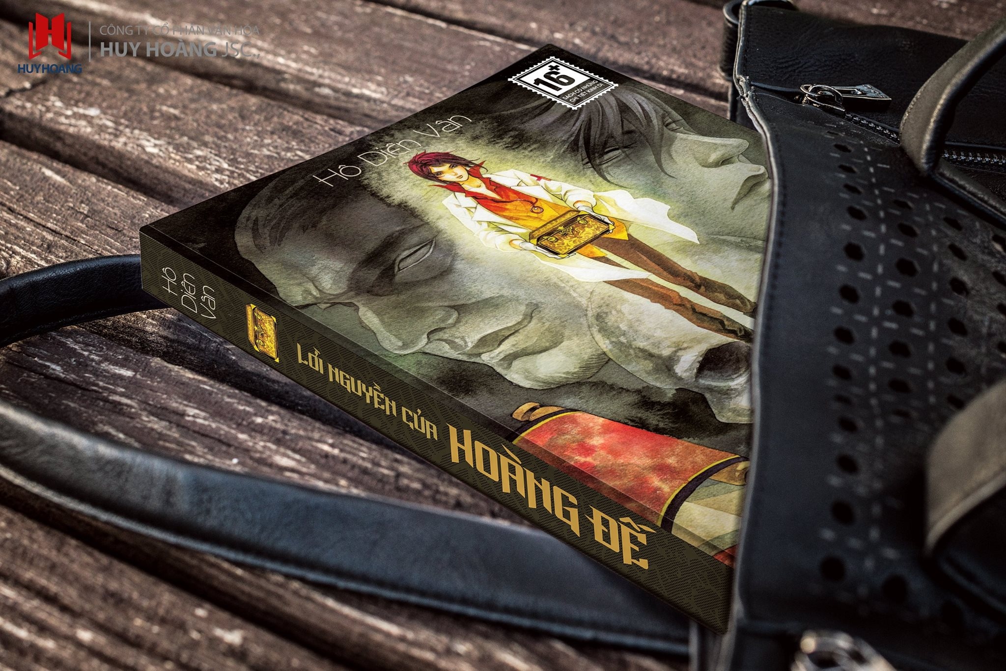 tiểu thuyết trinh thám Lời nguyền của hoàng đế ảnh 1 tieu thuyet trinh tham Loi nguyen cua hoang de anh 1