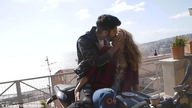 bộ ảnh thân mật Zayn Malik và Gigi Hadid ảnh 2 bo anh than mat Zayn Malik va Gigi Hadid anh 2