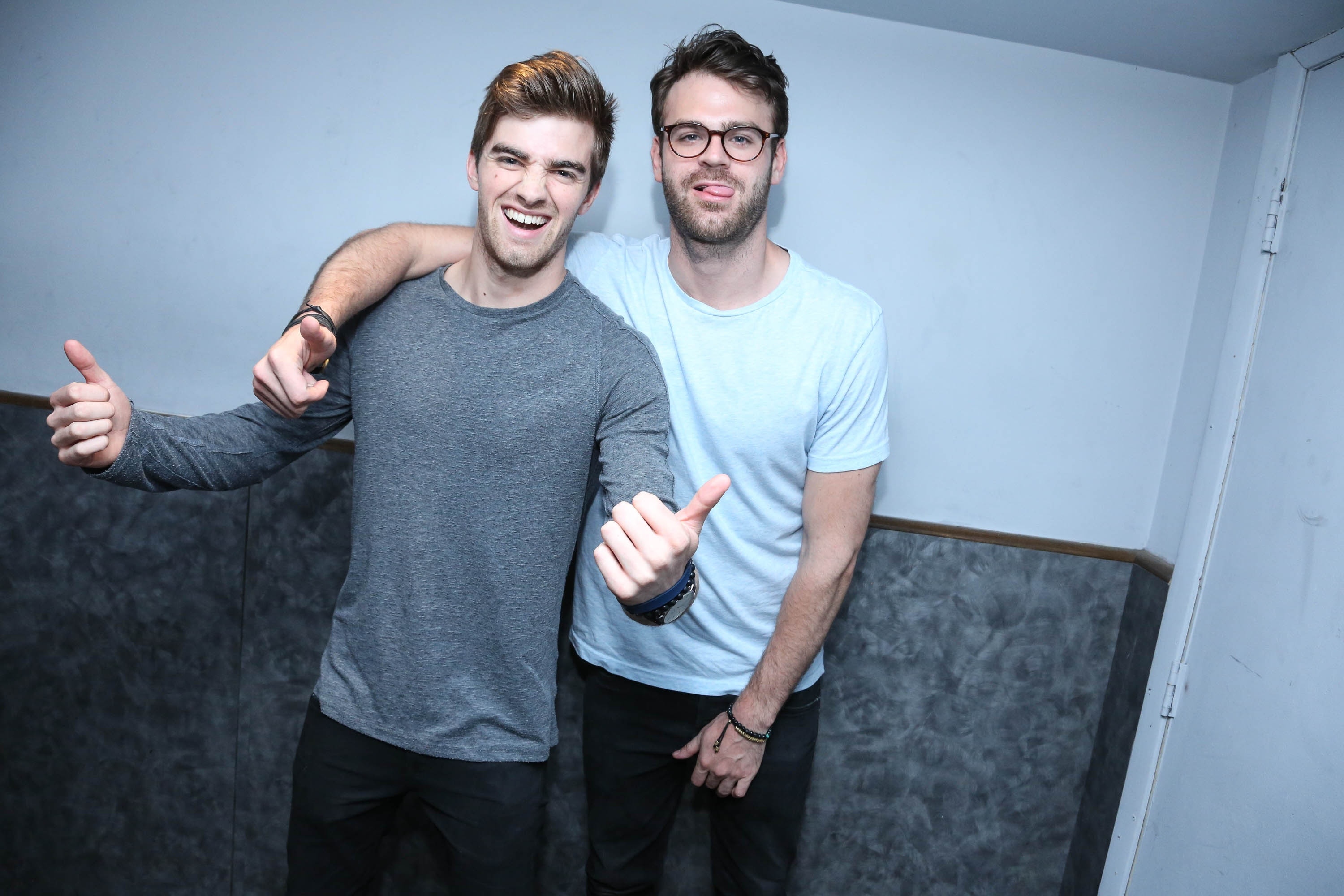 The Chainsmokers gay dot pha anh 1