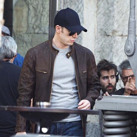 So sánh phong cách Captain America và Iron Man ảnh 4 So sanh phong cach Captain America va Iron Man anh 4