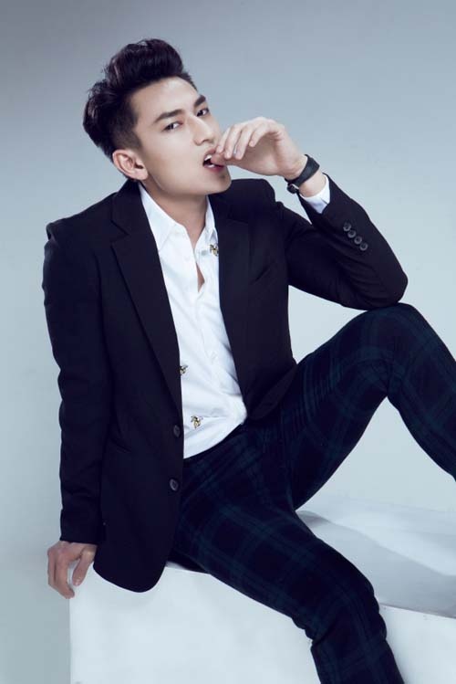 Isaac 365 hé lộ về đời tư ảnh 2 Isaac 365 he lo ve doi tu anh 2