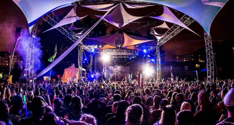 Thay doi lon cua loat cac le hoi nhac EDM tai My nam 2016 hinh anh