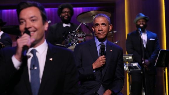 Tong thong Obama hat trong show cua Jimmy Falon hinh anh