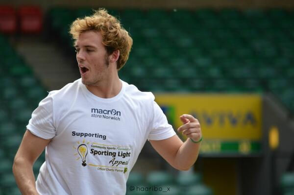 Loi re tu san co toi man anh cua ngoi sao 'Me Before You' hinh anh