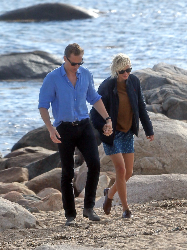 Taylor Swift sẽ viết ca khúc về Tom Hiddleston ảnh 1 Taylor Swift se viet ca khuc ve Tom Hiddleston anh 1