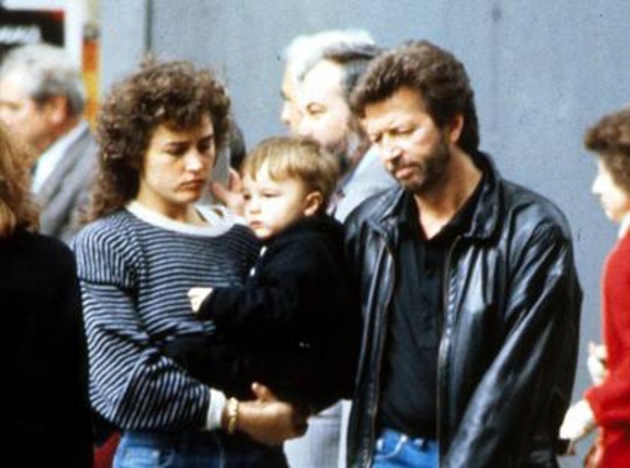 Eric Clapton và nỗi đau mất con  ảnh 1 Eric Clapton va noi dau mat con anh 1