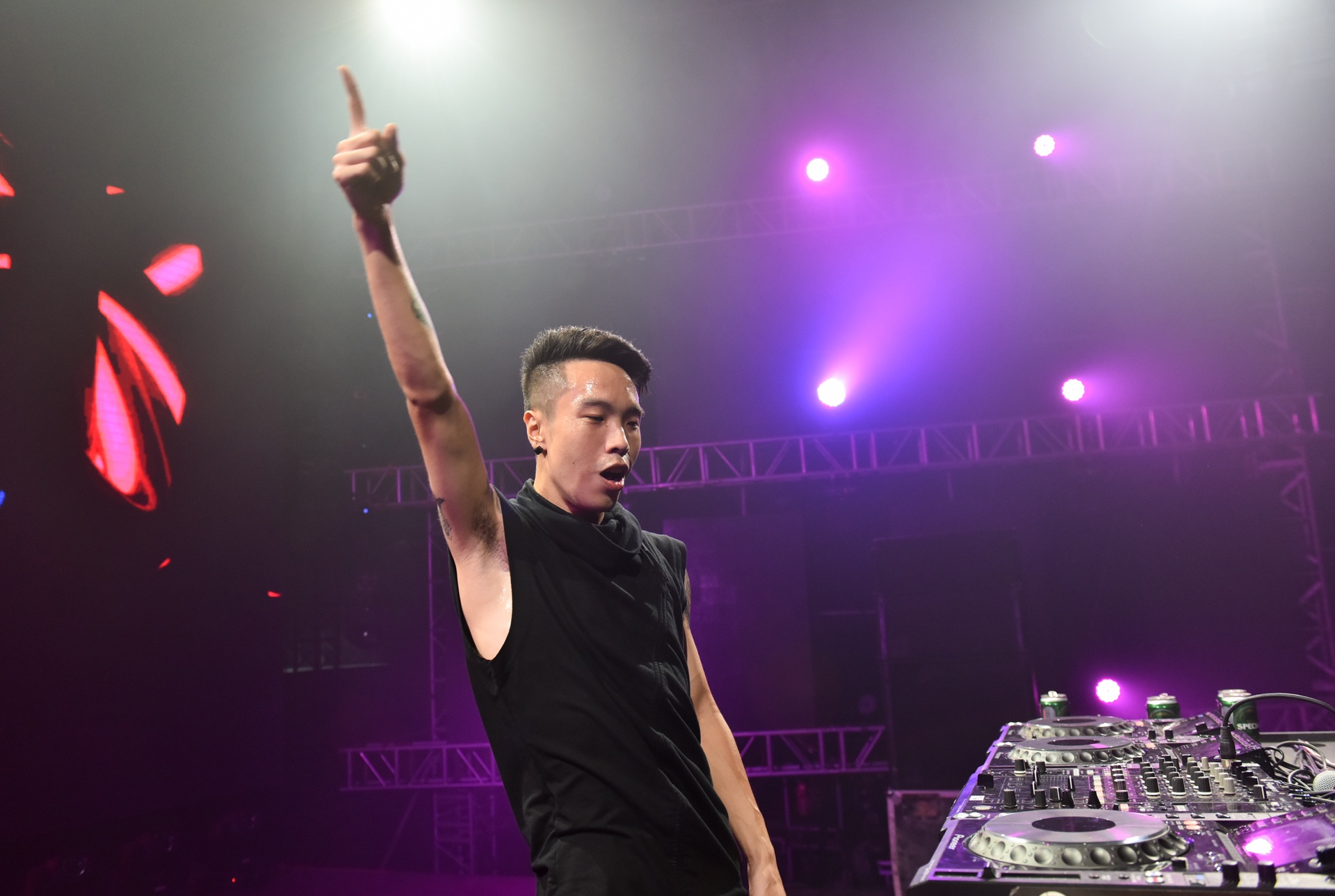 DJ Marshmello den Viet Nam anh 4