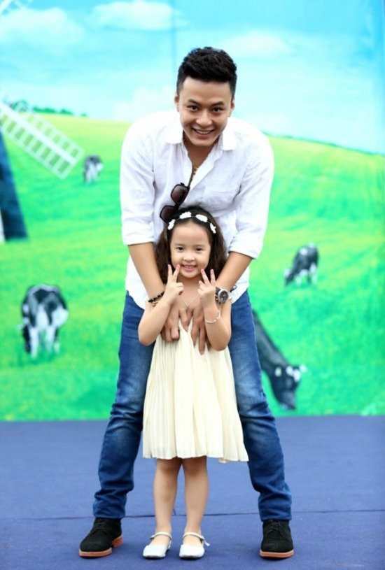 Dien vien Hong Dang khong lam gi sai trai voi vo anh 1