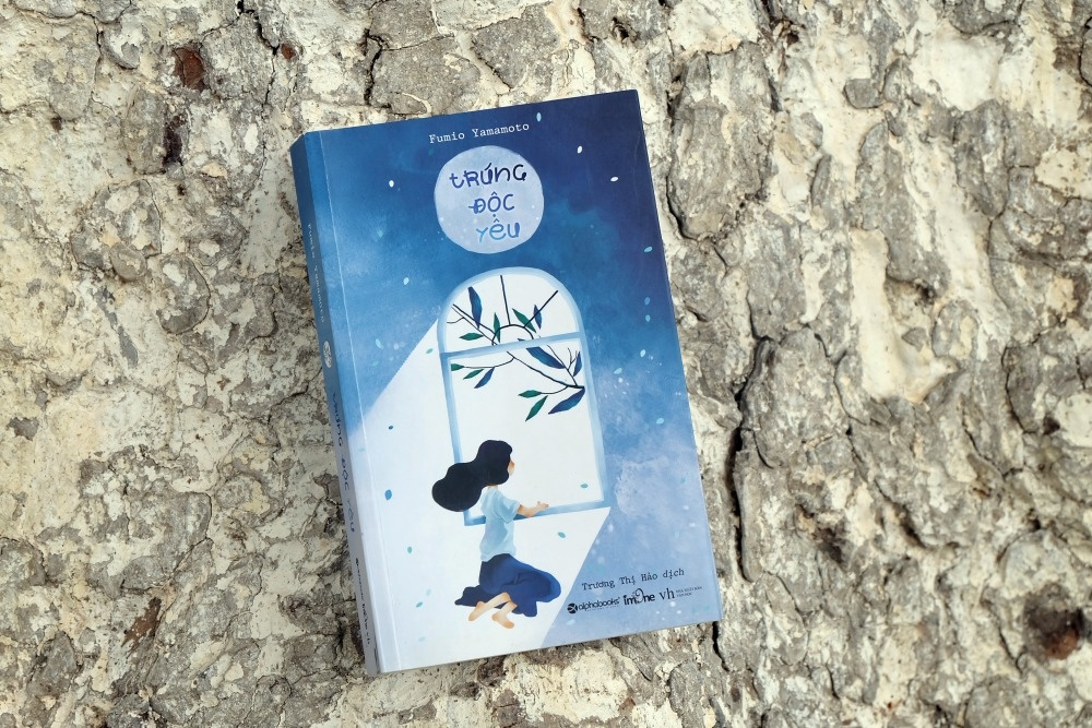 Trung doc yeu – Soi chieu nhung mang sang toi trong tam hon hinh anh