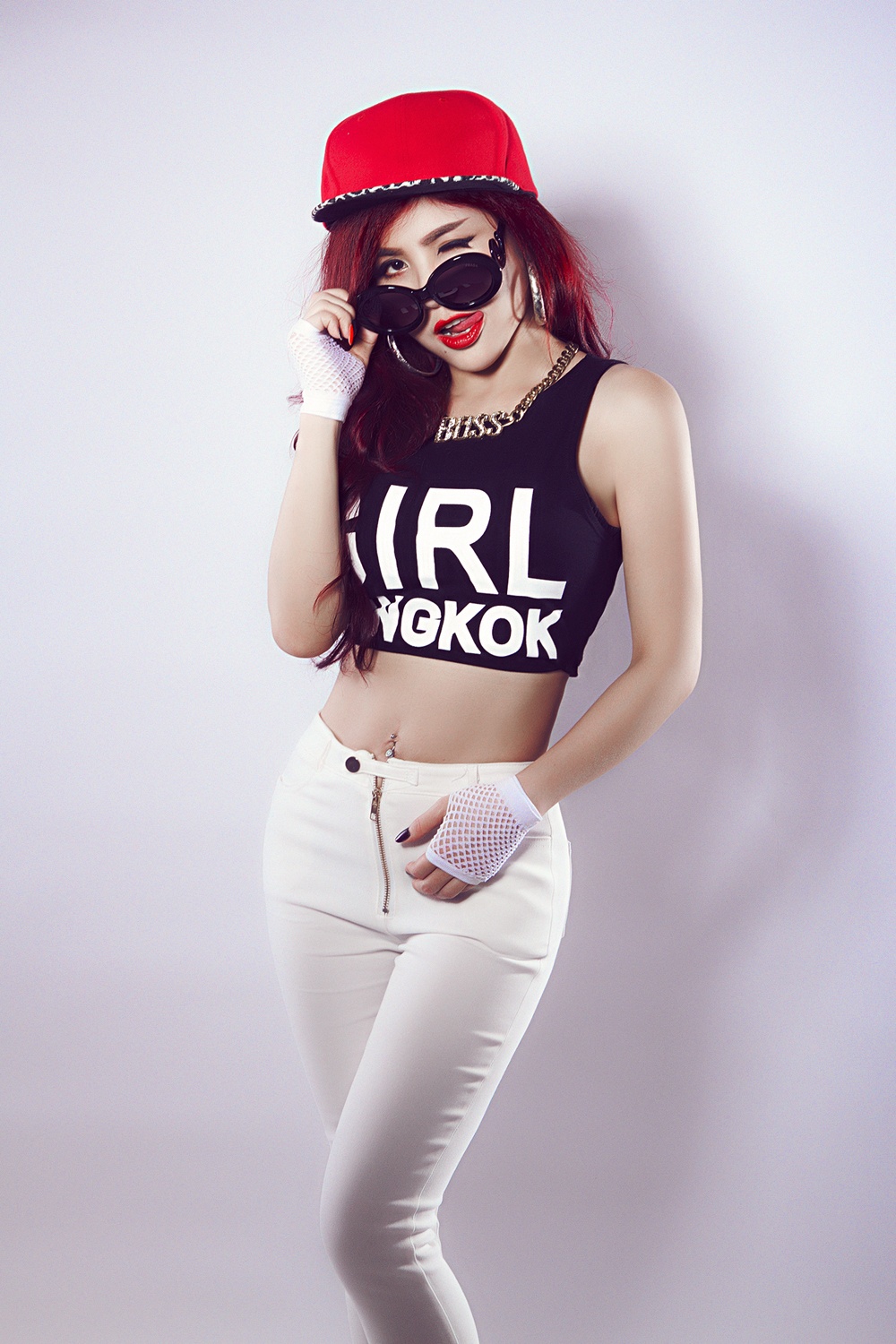 Hiện tại, Thuý Khanh đang theo đuổi hình tượng ca sĩ đa năng khi vừa biết hát, vừa biết đánh DJ. Đây là một trong những lợi thế giúp cô khác biệt và trở nên đắc show ở các bar khắp các tỉnh thành và cả nước ngoài.