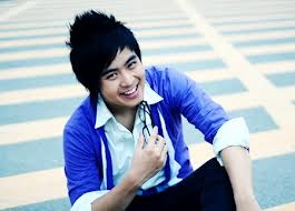 Wanbi Tuan Anh hat trong Vietnam Idol hinh anh