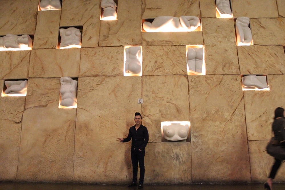 Vừa qua, The Men đã có mặt tại Las Vegas, Mỹ để tham gia chuyến lưu diễn cùng Noo Phước Thịnh, Thanh Hà, Như Loan. Đây là lần thứ 2 trong năm 2014 nhóm The Men được mời sang Mỹ biểu diễn phục vụ kiều bào sinh sống tại đây.