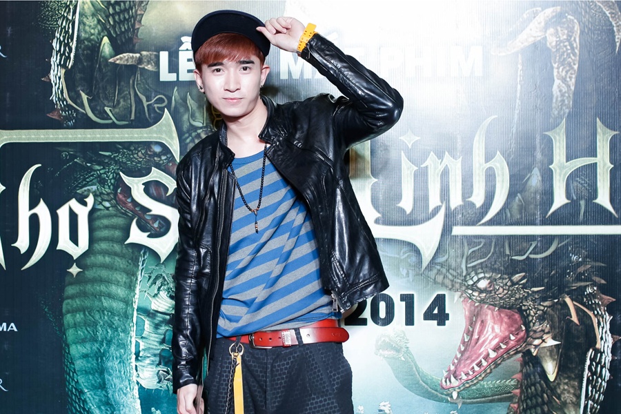 Gần đây, Chi Dân thu hút sự chú ý khi cho ra mắt MV Lời cuối anh viết do chính anh sáng tác và trình bày.