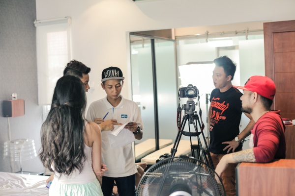 Trailer MV Khong cung quan diem hinh anh