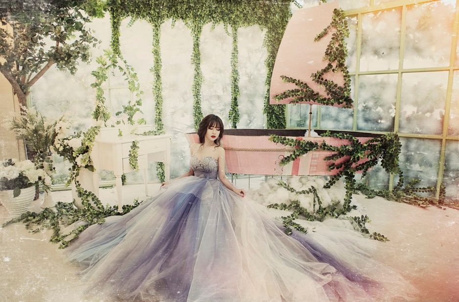 Bên cạnh những sản phẩm âm nhạc, Sĩ Thanh cũng nhận được rất nhiều lời mời tham gia phim ảnh, cô đã chọn được cho mình một kịch bản thích hợp, và đang chờ ngày bấm máy.