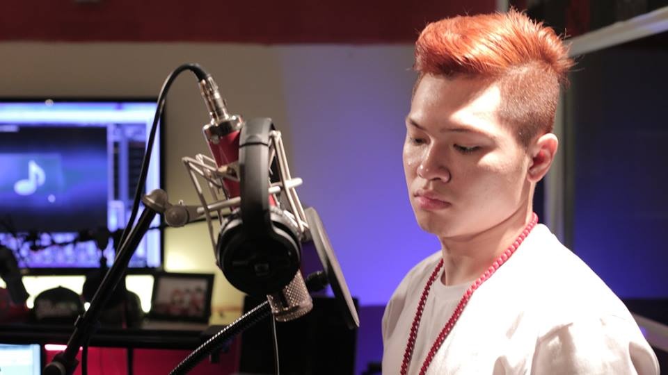 Mới đây, ca khúc “Để em rời xa” phiên bản tiếng Anh xuất hiện, một lần nữa làm khán giả vô cùng bất ngờ và thích thú. Ca khúc nằm trong single “Beautiful Girl” của Bảo Kun vừa ra mắt trong tháng 7.2014.