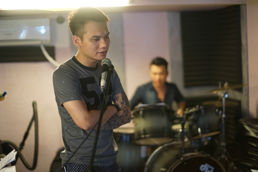 Khac Viet khong nhan lich dien 3 tuan de chuan bi liveshow hinh anh