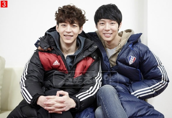 Park Yoo Chun và Park Yoo Hwan: Cả hai đều là diễn viên và ngoài đời, họ cũng rất thân thiết với nhau.