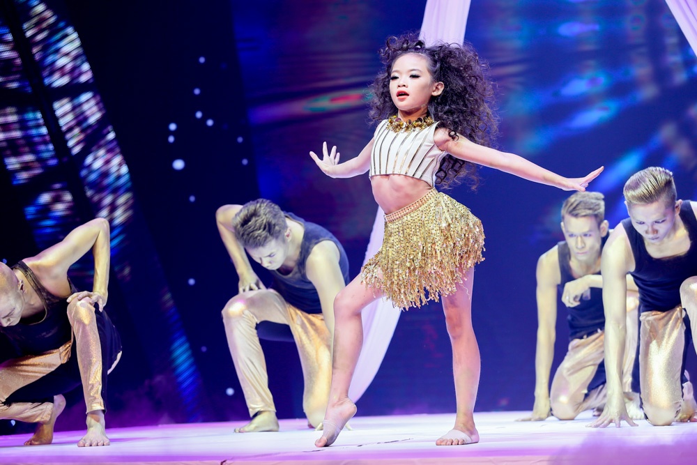 Phan Linh Hoa hoa hoa Beyonce hinh anh