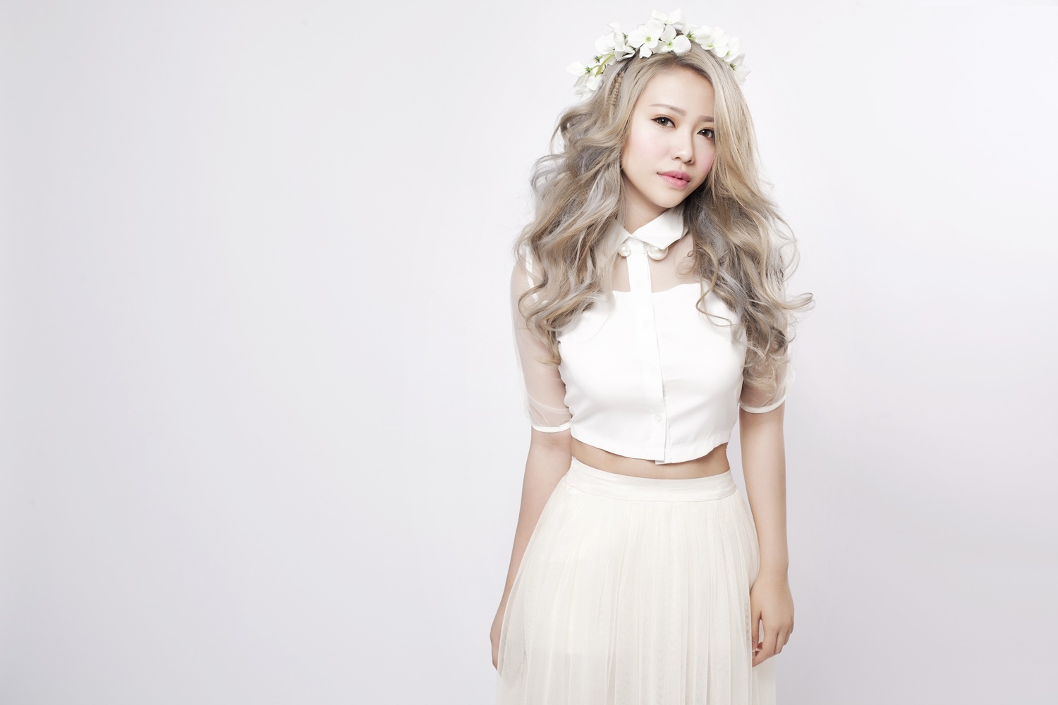 Mi-A cover ca khuc cua Taetiseo (SNSD) hinh anh