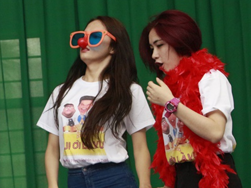 Huong Giang Idol, Hoa Minzy hoa trang mua minh hoa cho Mi-A hinh anh