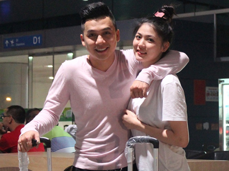 Tien Dung - Lan Anh tinh tu o san bay sau nghi van chia tay hinh anh