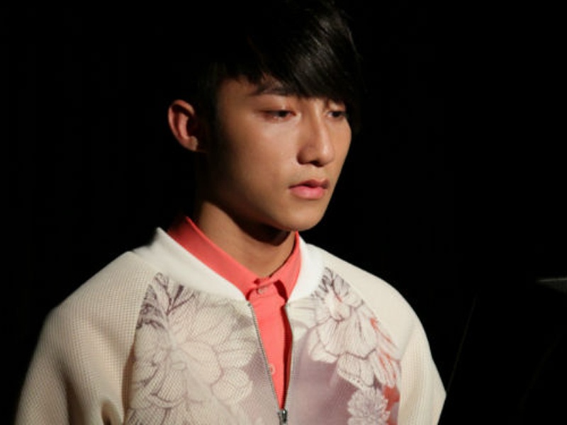 Chuyen Son Tung - Chac ai do qua ranh! hinh anh