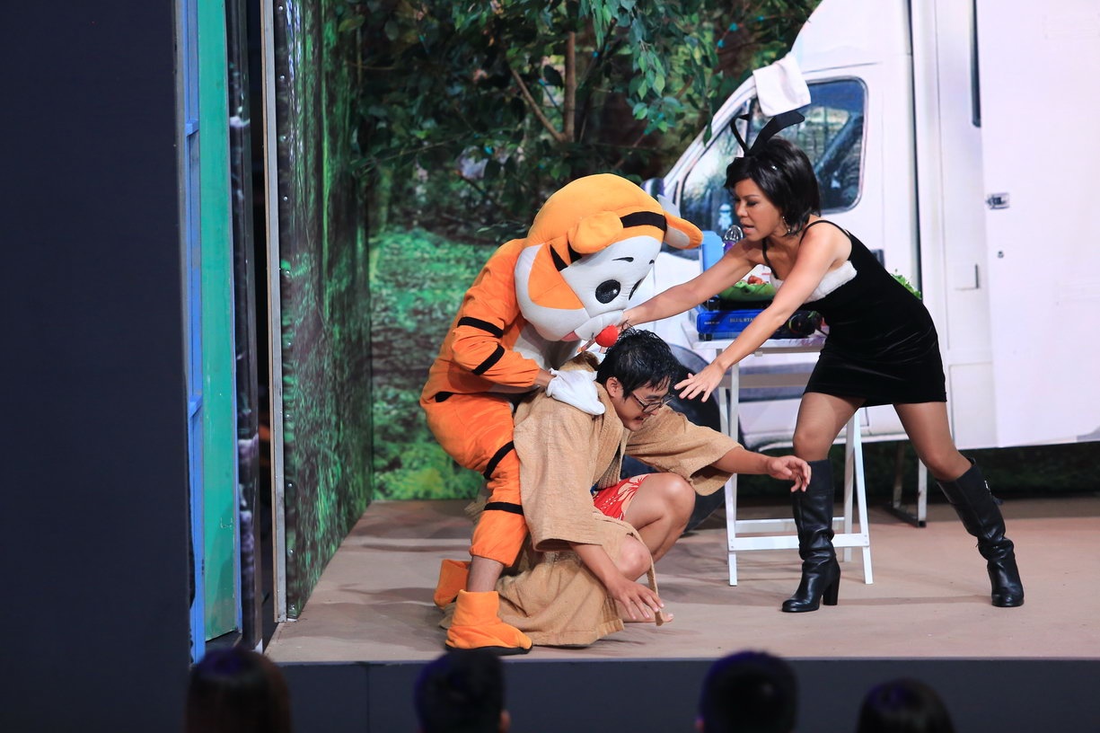 Ngoc Tuong doi dau Viet Huong hinh anh