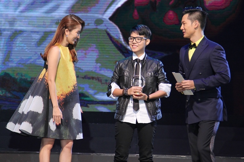 Vu Cat Tuong lan thu 3 doat giai nghe si moi xuat sac nam hinh anh