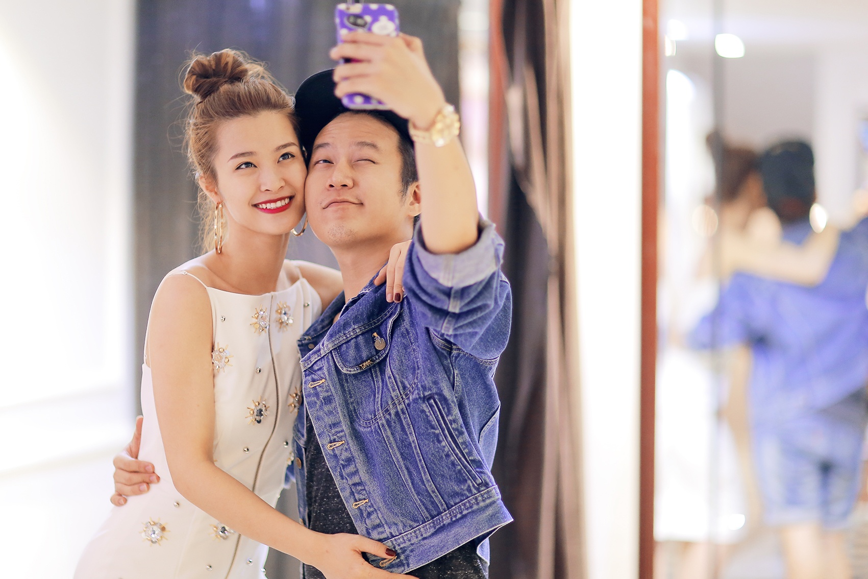 Dong Nhi de lo ngoai hinh sut can khi thu vay hinh anh