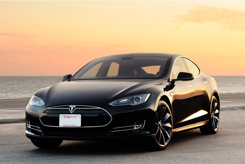 Tesla Model S de bi tin tac tan cong hinh anh