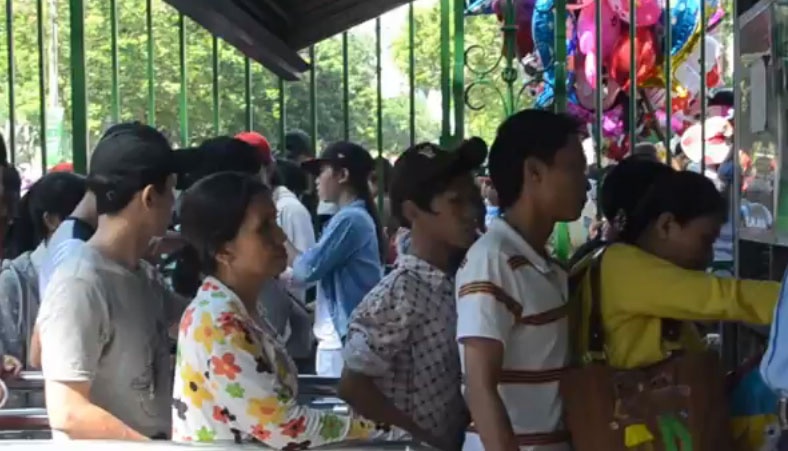 Cac khu vui choi o Sai Gon ket cung dip 2/9 hinh anh