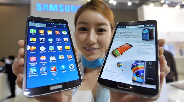 Samsung la Pepsi doi dau 'Coca-Cola' Apple hinh anh