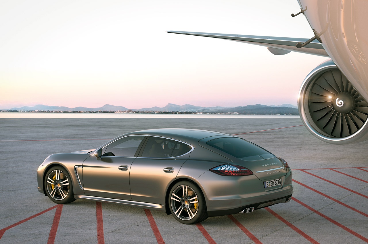 Porsche Panamera Turbo S co gia 10,5 ty dong tai Viet Nam hinh anh