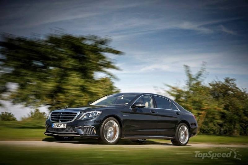 Sedan dinh cao S65 AMG 2015 cua Mercedes-Benz hinh anh