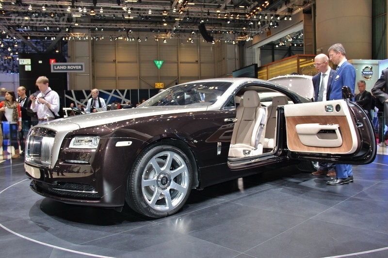 Rolls-Royce Wraith Drophead Coupe duoc ban ra nam 2015 hinh anh