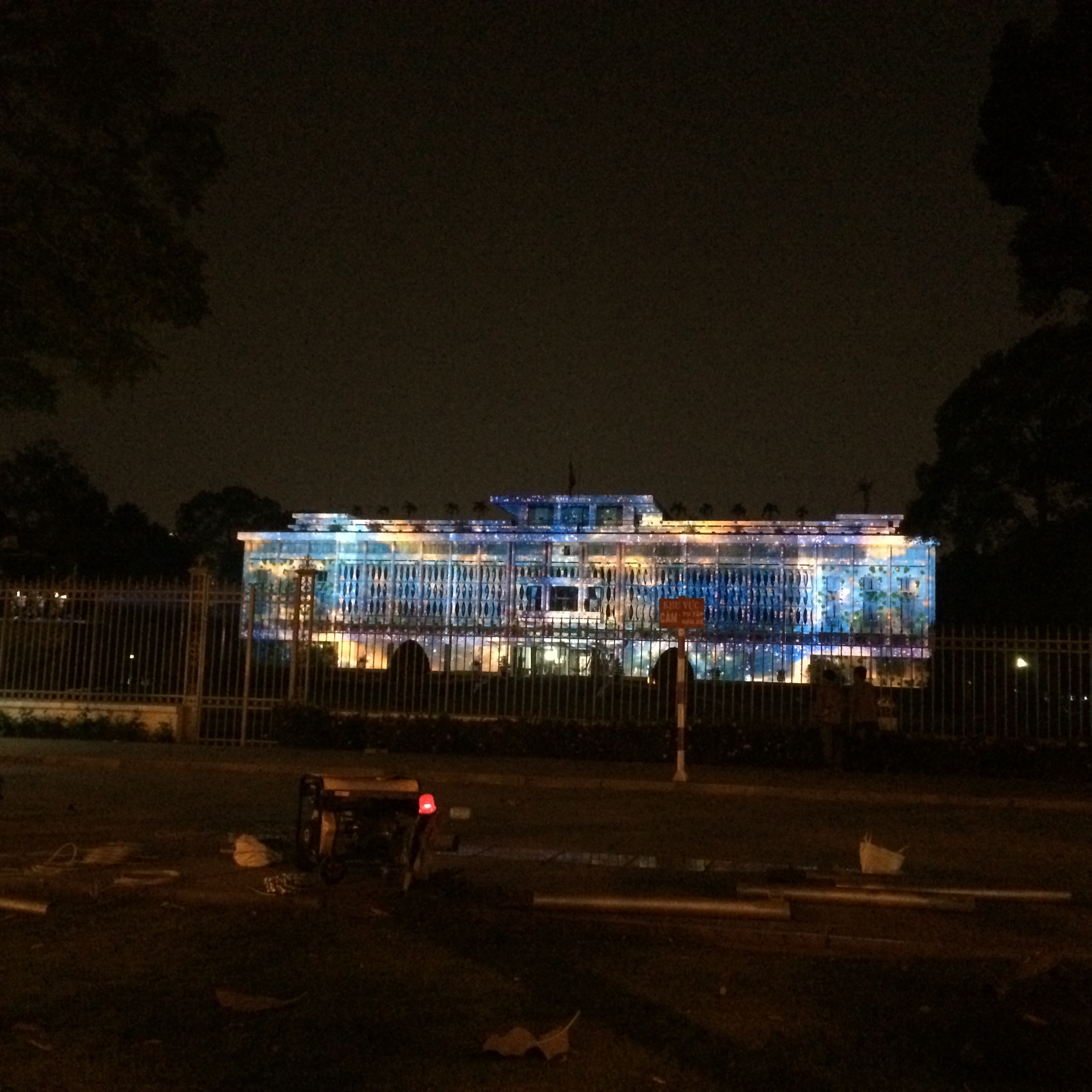 Trinh dien anh sang 3D mapping den Dinh Thong Nhat tuan nay hinh anh