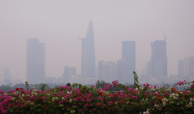 Suong phu mo Sai Gon trong nhiet do thap nhat 10 nam qua hinh anh