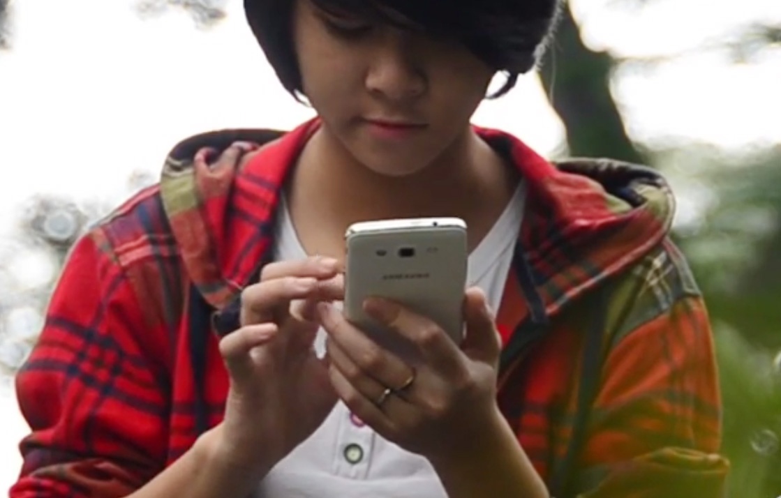 Dung thu Galaxy Grand 2 chinh hang 8,5 trieu o VN hinh anh