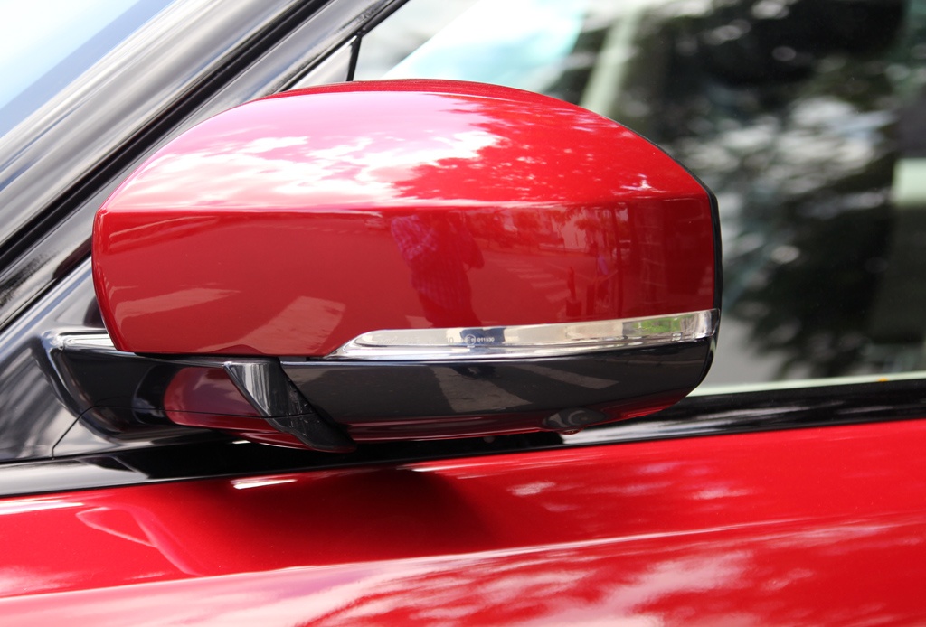 Range Rover Sport thế hệ mới ứng dụng thế hệ mới nhất của hệ thống kiểm soát địa hình Terrain Response 2.