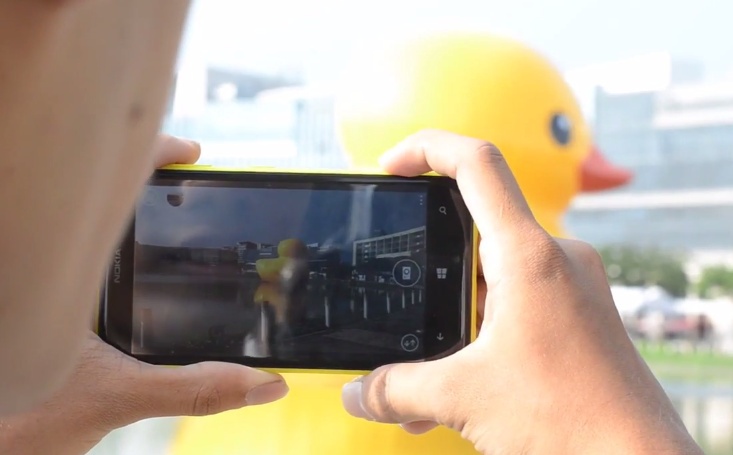 Zenfone cham tre va loat smartphone den VN hot nhat tuan hinh anh