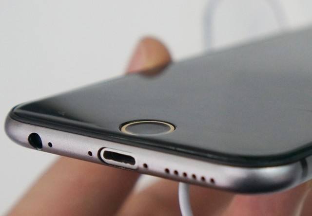 Mo hinh iPhone 6 o VN: Khong dep nhung nhe va manh hinh anh