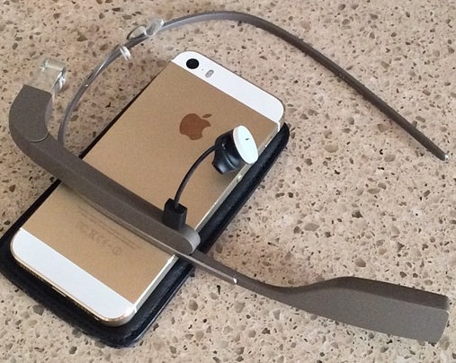 Google Glass va mo hinh iPhone 6 den VN hot nhat tuan hinh anh