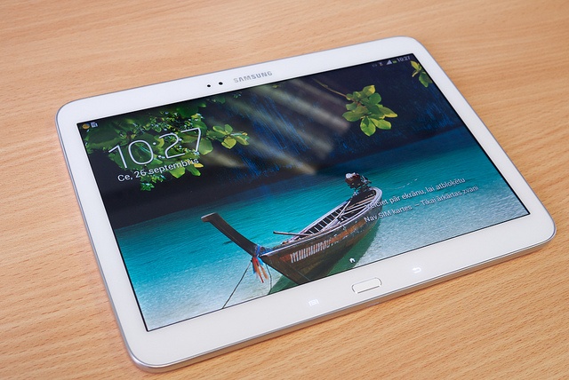Danh gia Samsung Galaxy Tab 4 10.1: Tablet co lon gia tot hinh anh