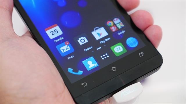 Nhung dien thoai moi duoi 4 trieu ban chay o VN hinh anh